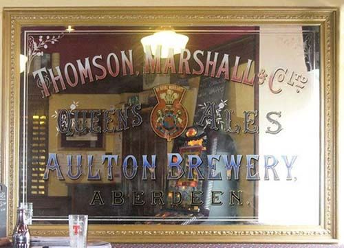 Mirror advertising Thomson, Marshall & Co Ltd's Queen's Ales